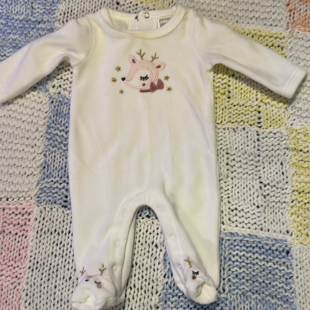 Festive for holidays NB-fancy deer details on footie & bodice! Adorable outfit👼